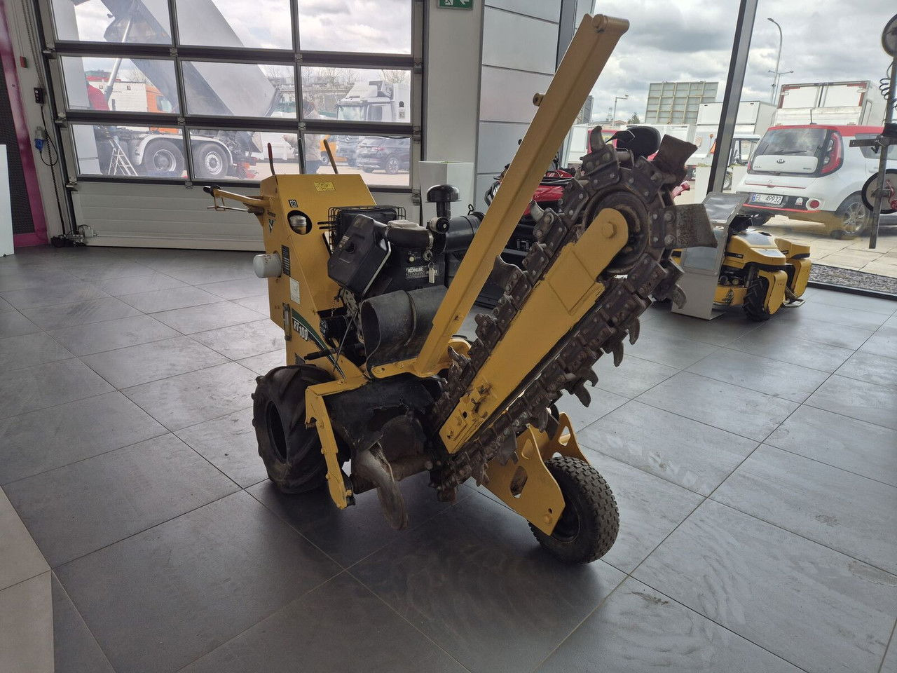 Vermeer RT 100 / Trench SAW / Mini Chain Excavator / IDE AL FOR Cables - Trancheuse: photos 4 Vermeer RT 100 / Trench SAW / Mini Chain Excavator / IDE AL FOR Cables - Trancheuse: photos 4