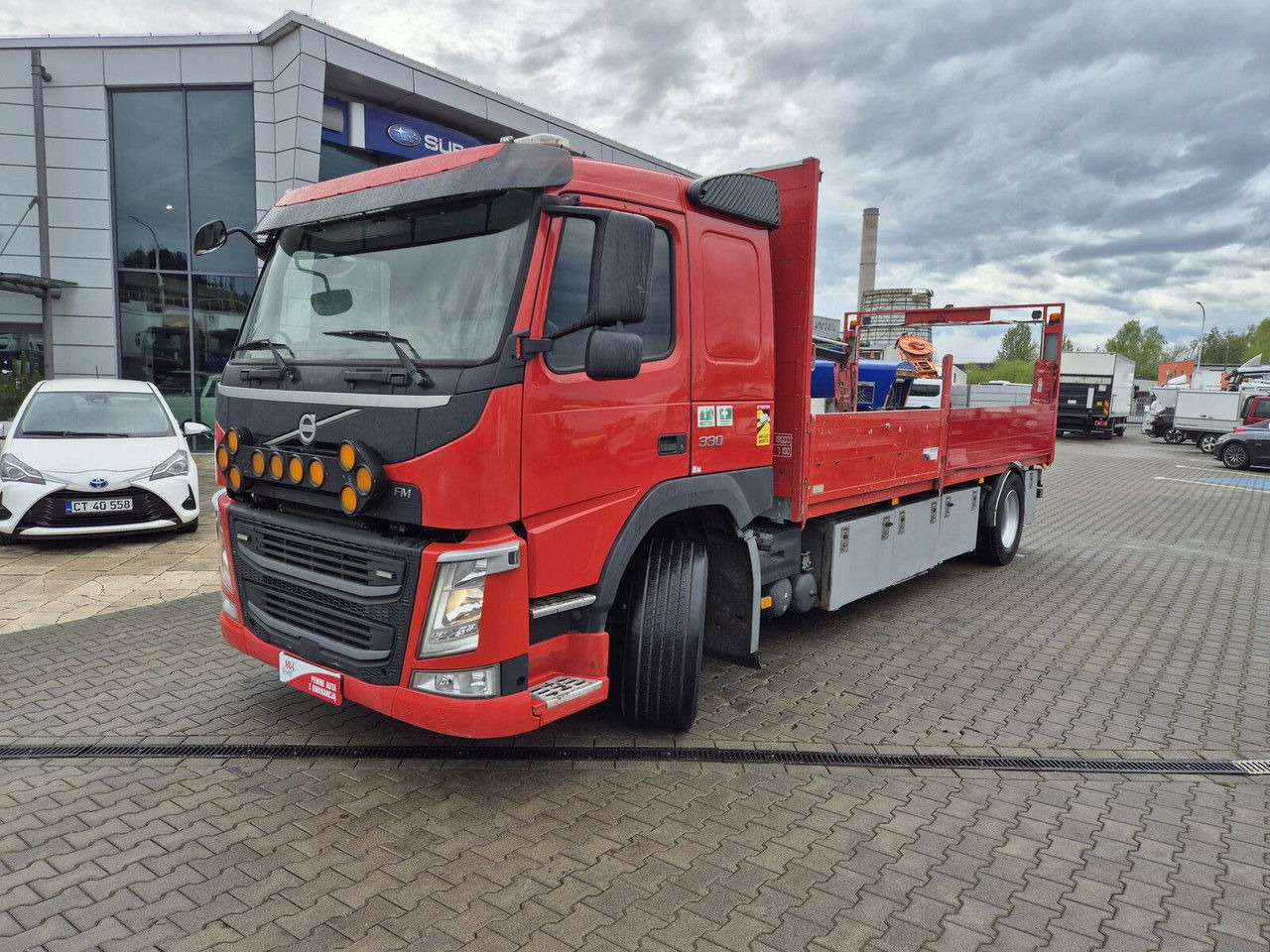 Volvo FM 330 Webasto / HDS Hiab / 1 Owner - Camion plateau, Camion grue: photos 1 Volvo FM 330 Webasto / HDS Hiab / 1 Owner - Camion plateau, Camion grue: photos 1