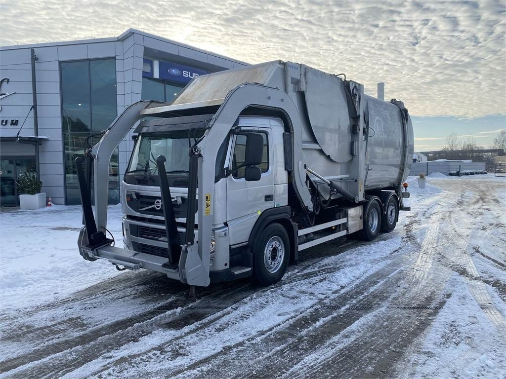 Volvo FM 420 6X2 / NTM / SUPER CONDITION - Benne à ordures ménagères: photos 1 Volvo FM 420 6X2 / NTM / SUPER CONDITION - Benne à ordures ménagères: photos 1