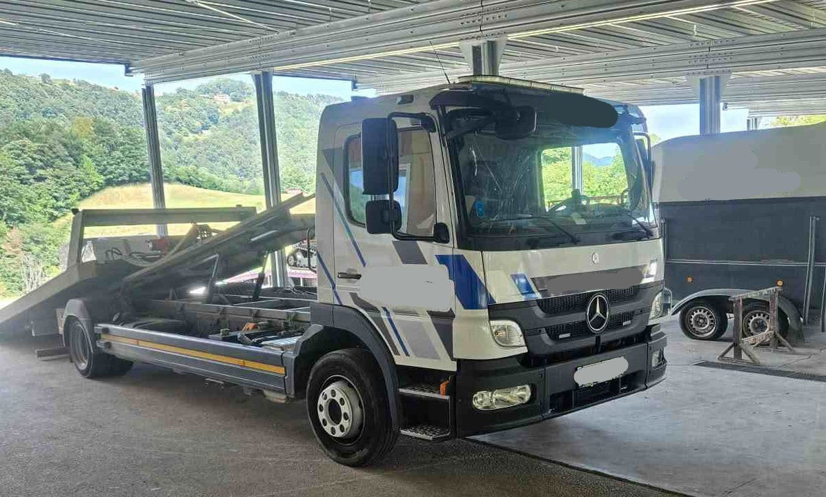 Mercedes-Benz Atego 1224 L 4x2 car transporter - 7.55M - Autre matériel: photos 1 Mercedes-Benz Atego 1224 L 4x2 car transporter - 7.55M - Autre matériel: photos 1