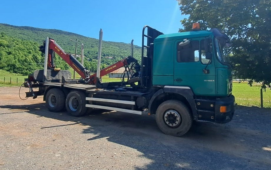 MAN 33.464 6x4 forest truck - Complete Spring - Epsilon E128 + scissors - Camion grumier: photos 2 MAN 33.464 6x4 forest truck - Complete Spring - Epsilon E128 + scissors - Camion grumier: photos 2