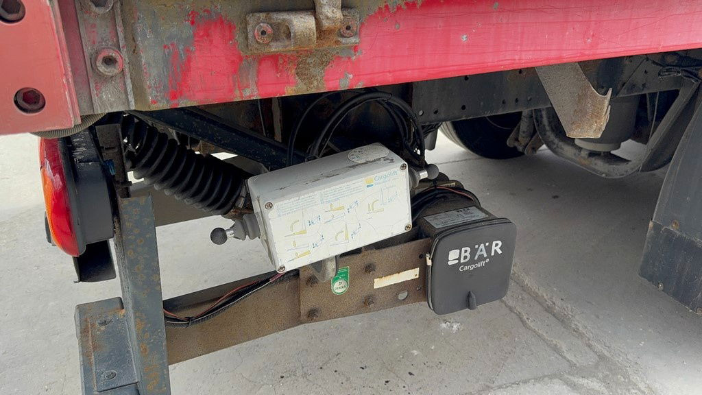 Camion fourgon MAN TGX 26.440 6x2 box truck - retarder - lifting axle: photos 6