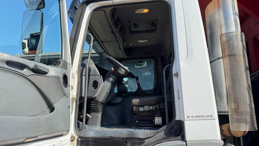 Camion benne Mercedes-Benz Actros 4141 K 8x6 tipper - 19m3: photos 23 Camion benne Mercedes-Benz Actros 4141 K 8x6 tipper - 19m3: photos 23