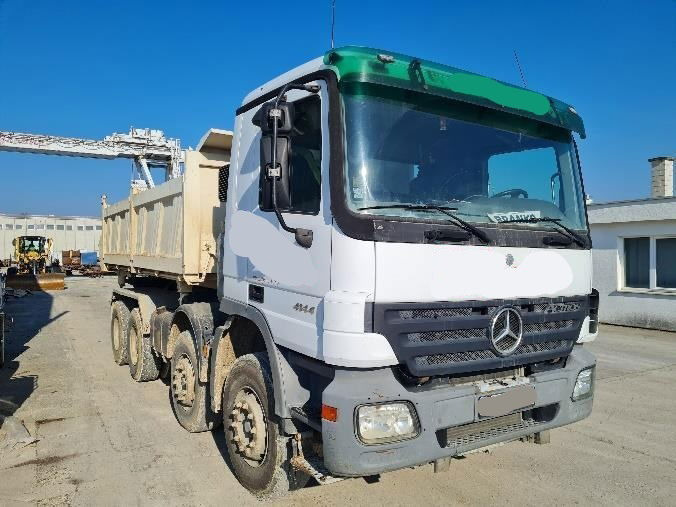 Mercedes-Benz Actros 4144 K 8x4 3 sided tipper - 1st owner - Camion benne: photos 4 Mercedes-Benz Actros 4144 K 8x4 3 sided tipper - 1st owner - Camion benne: photos 4