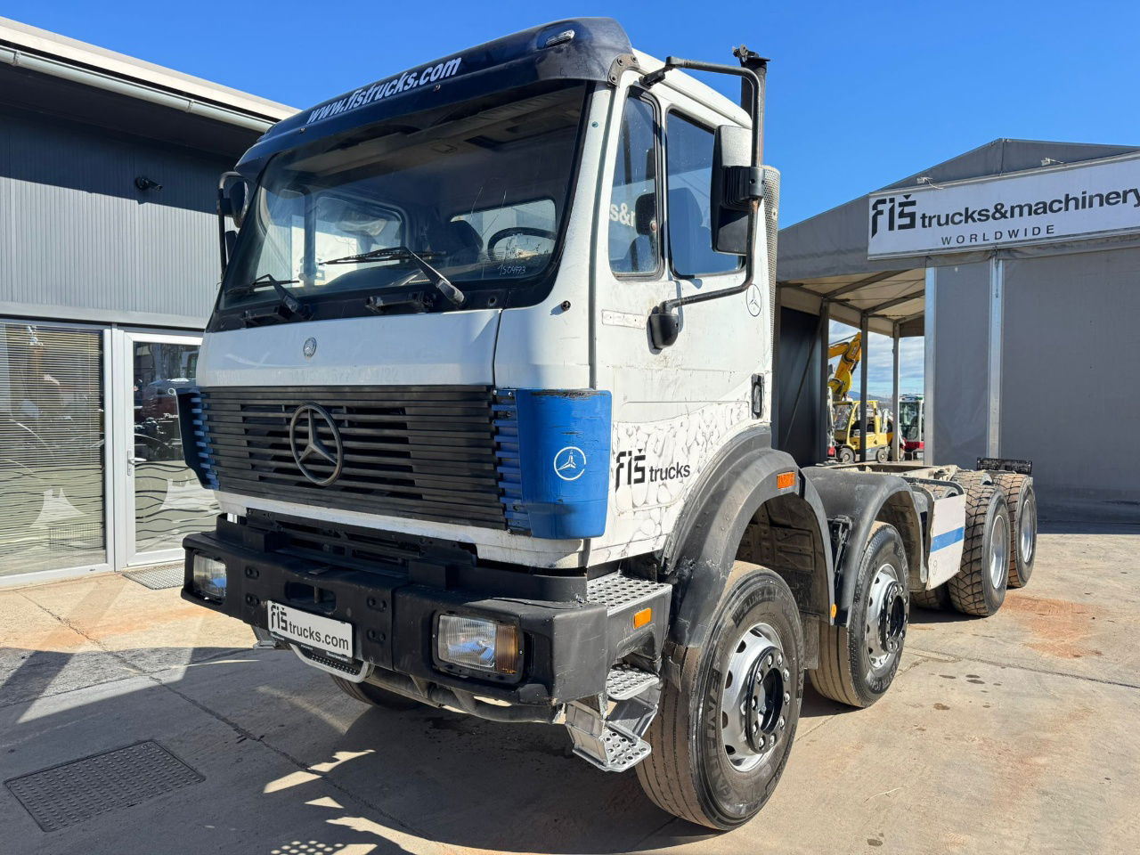 Mercedes-Benz SK 3234 8x4 chassis - Châssis cabine: photos 1 Mercedes-Benz SK 3234 8x4 chassis - Châssis cabine: photos 1