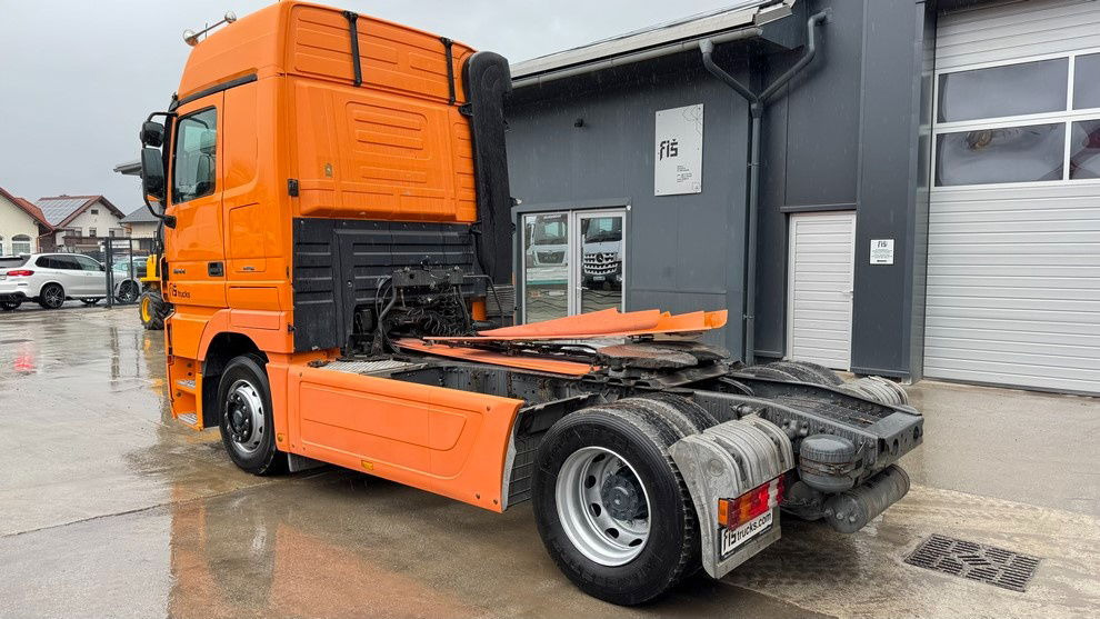 Tracteur routier Mercedes-Benz Actros 1844 4x2 - tractor unit - retarder: photos 6 Tracteur routier Mercedes-Benz Actros 1844 4x2 - tractor unit - retarder: photos 6