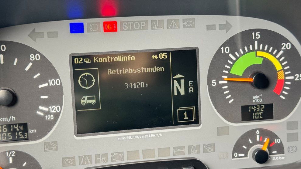 Tracteur routier Mercedes-Benz Actros 1844 4x2 - tractor unit - retarder: photos 23 Tracteur routier Mercedes-Benz Actros 1844 4x2 - tractor unit - retarder: photos 23