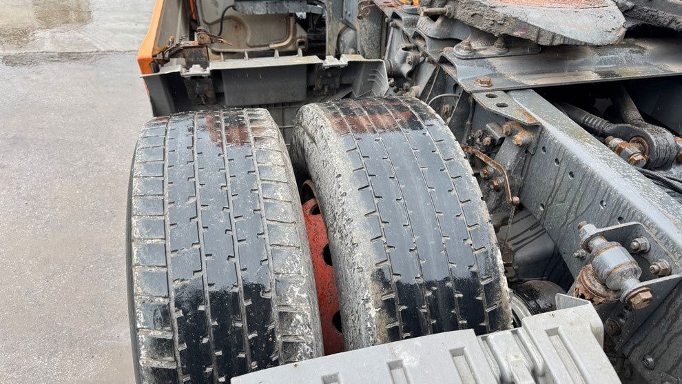 Tracteur routier Mercedes-Benz Actros 1844 4x2 - tractor unit - retarder: photos 13 Tracteur routier Mercedes-Benz Actros 1844 4x2 - tractor unit - retarder: photos 13