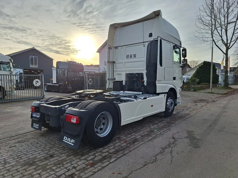 DAF XF 510 XHF 510 - Tracteur routier: photos 4 DAF XF 510 XHF 510 - Tracteur routier: photos 4