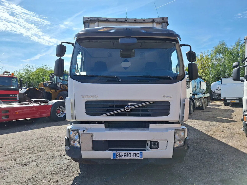 Volvo FE 300 FE 300 - Camion fourgon: photos 2 Volvo FE 300 FE 300 - Camion fourgon: photos 2
