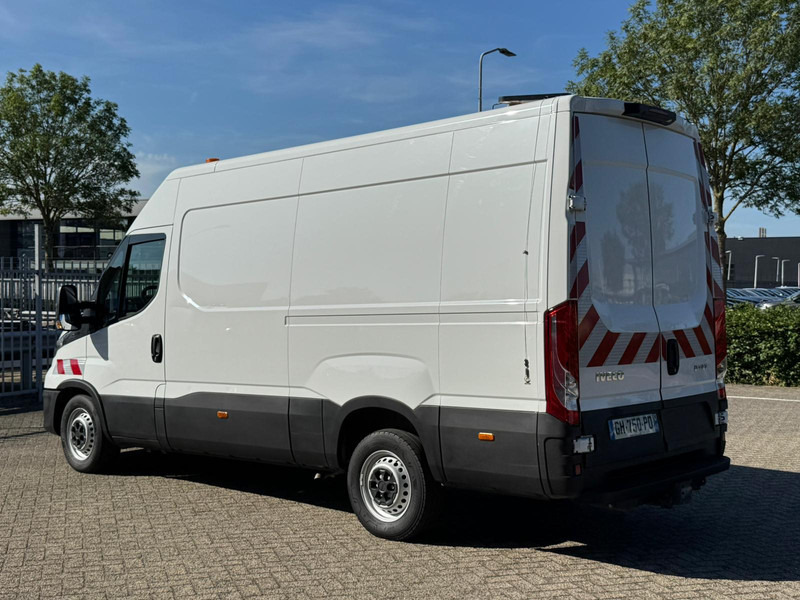 Iveco Daily 35S14 Voice Alexa Spraakassistent Voice assistent - Fourgon utilitaire: photos 5 Iveco Daily 35S14 Voice Alexa Spraakassistent Voice assistent - Fourgon utilitaire: photos 5