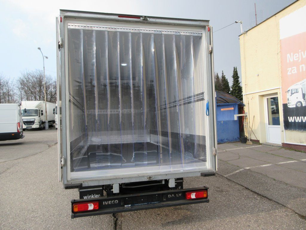 Fourgon grand volume Iveco Daily 35C16 Iveco Daily 35C16: photos 9