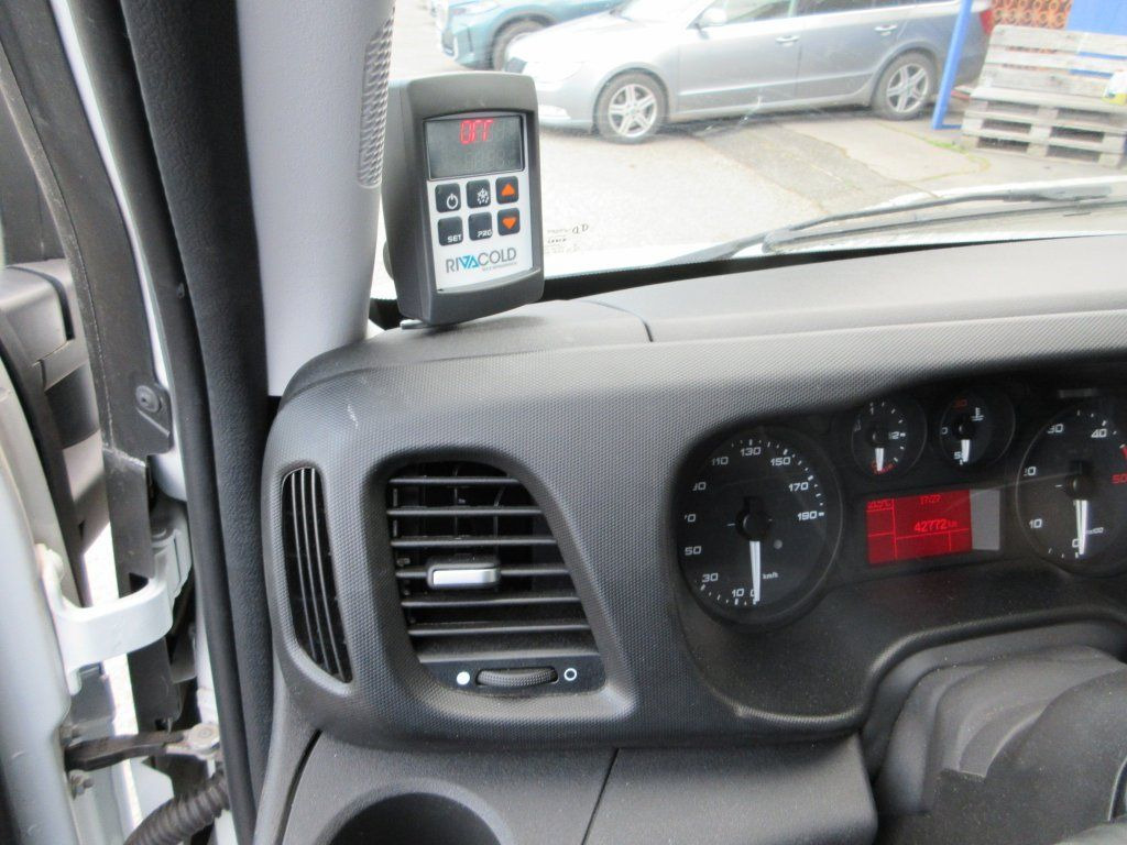 Fourgon grand volume Iveco Daily 35C16 Iveco Daily 35C16: photos 15
