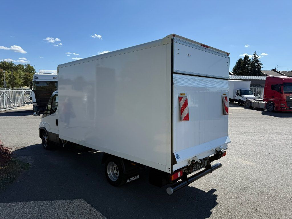 Iveco Daily 35C16 - Fourgon grand volume: photos 5 Iveco Daily 35C16 - Fourgon grand volume: photos 5