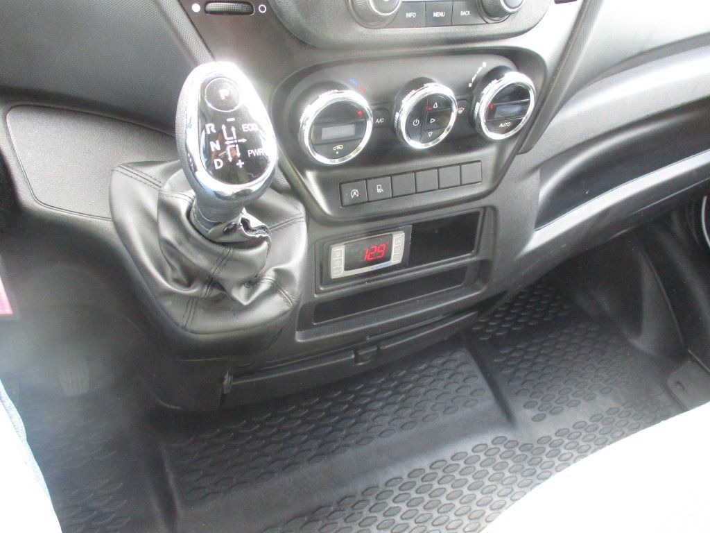 Crédit-bail de  Iveco Daily 35C16 Iveco Daily 35C16: photos 9 Crédit-bail de  Iveco Daily 35C16 Iveco Daily 35C16: photos 9