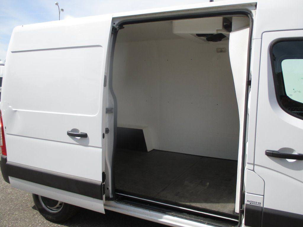 Utilitaire frigorifique Renault Master L2H2: photos 13