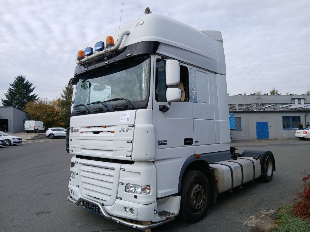 DAF XF105.460 Superspacecab SSC - Tracteur routier: photos 2 DAF XF105.460 Superspacecab SSC - Tracteur routier: photos 2