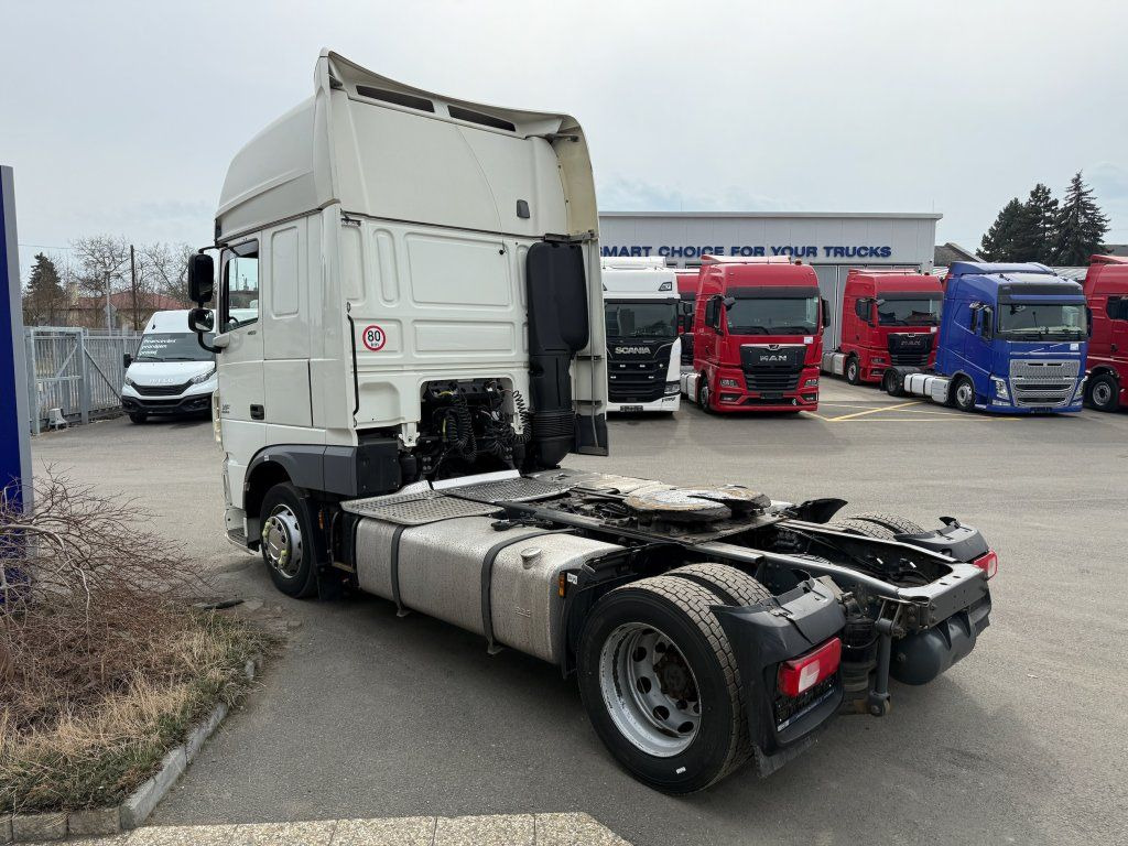 DAF XF460 EURO 6 MEGA/lowdeck - Tracteur routier: photos 5 DAF XF460 EURO 6 MEGA/lowdeck - Tracteur routier: photos 5