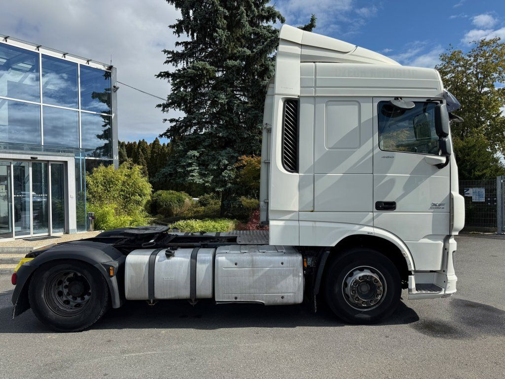 DAF XF460 EURO 6 - Tracteur routier: photos 3 DAF XF460 EURO 6 - Tracteur routier: photos 3