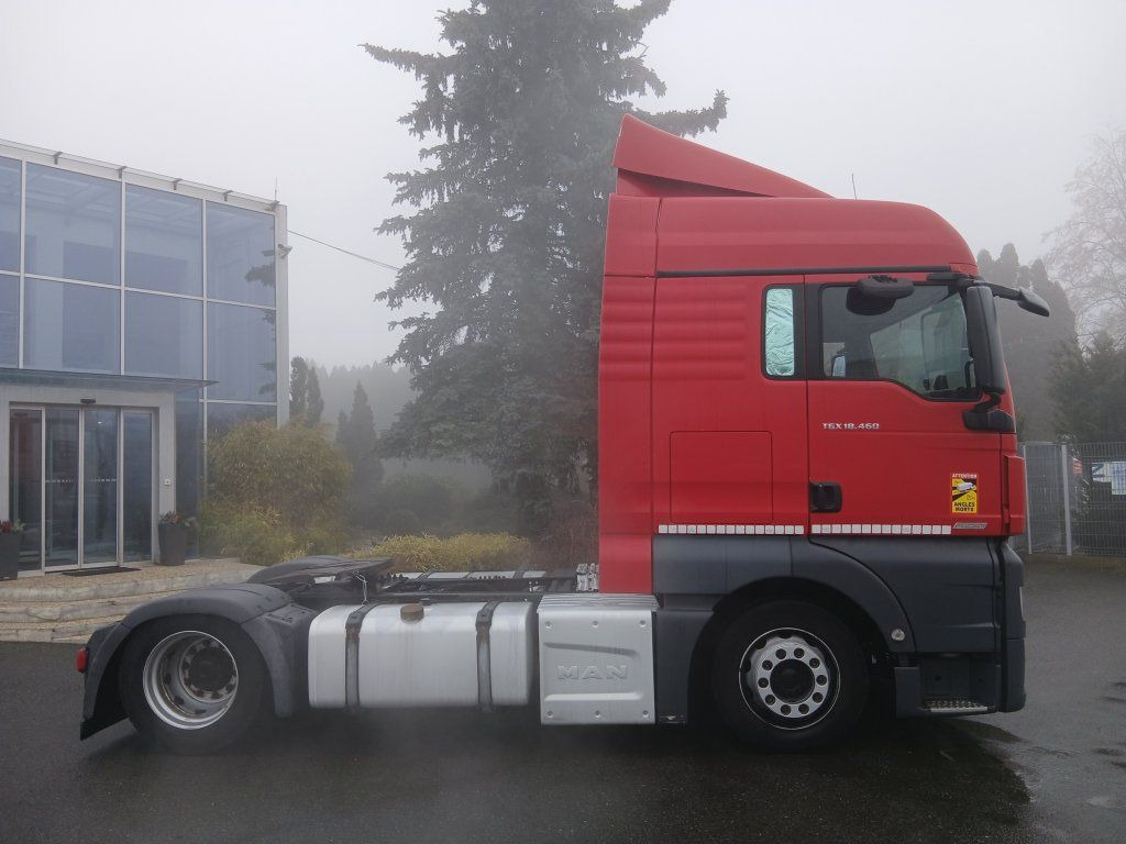 MAN TGX18.460 EURO 6 MEGA/lowdeck NEW TACHO RETARDER - Tracteur routier: photos 4 MAN TGX18.460 EURO 6 MEGA/lowdeck NEW TACHO RETARDER - Tracteur routier: photos 4