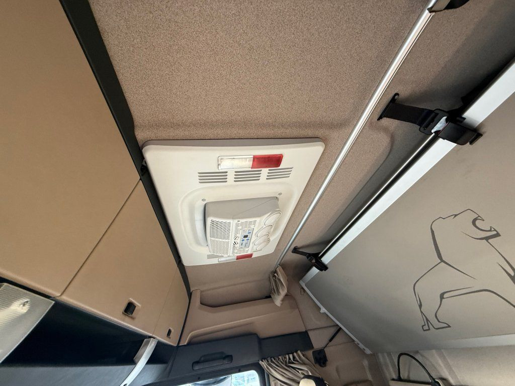 Tracteur routier MAN TGX18.460 EURO 6: photos 15