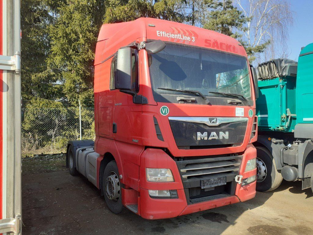MAN TGX18.460 XLX Motorschaden/engine damage - Tracteur routier: photos 1 MAN TGX18.460 XLX Motorschaden/engine damage - Tracteur routier: photos 1