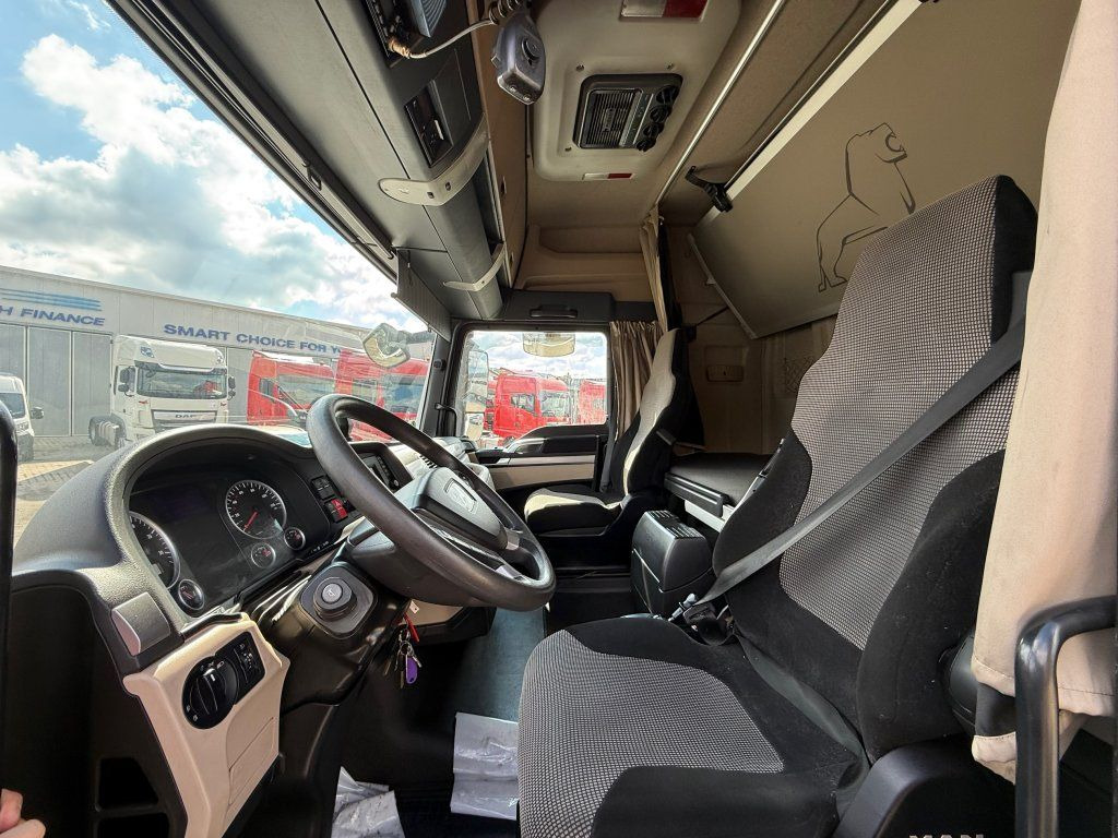 Tracteur routier MAN TGX18.500 XLX EURO 6: photos 13