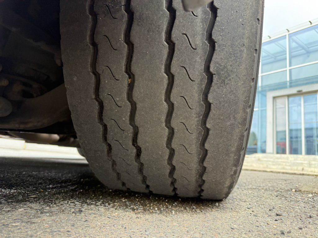 Scania R410 EURO 6 MEGA/lowdeck - Tracteur routier: photos 5 Scania R410 EURO 6 MEGA/lowdeck - Tracteur routier: photos 5