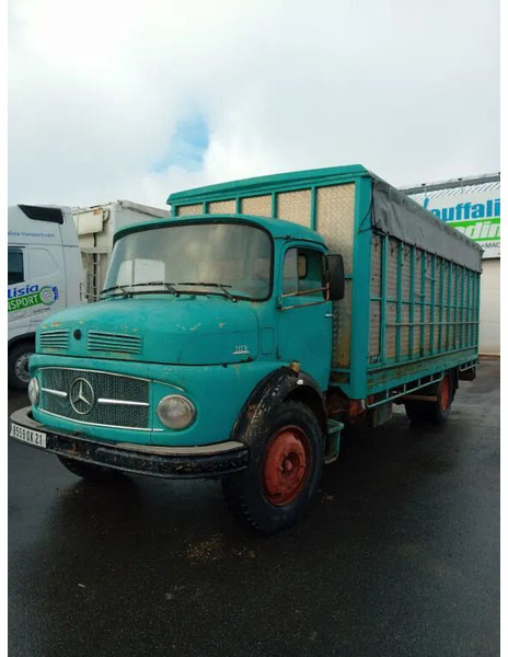 Mercedes-Benz 1113 - Camion fourgon: photos 3 Mercedes-Benz 1113 - Camion fourgon: photos 3