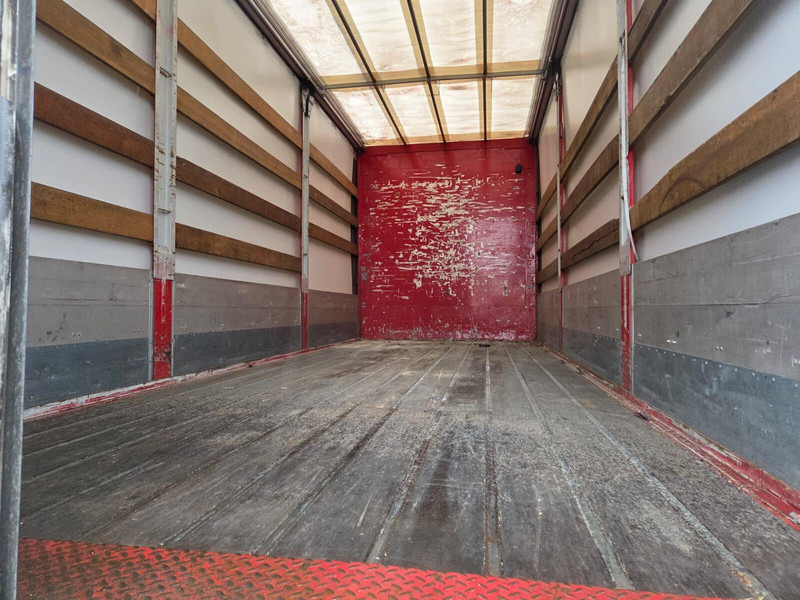 Renault Premium 460dxi - Camion à rideaux coulissants: photos 5 Renault Premium 460dxi - Camion à rideaux coulissants: photos 5