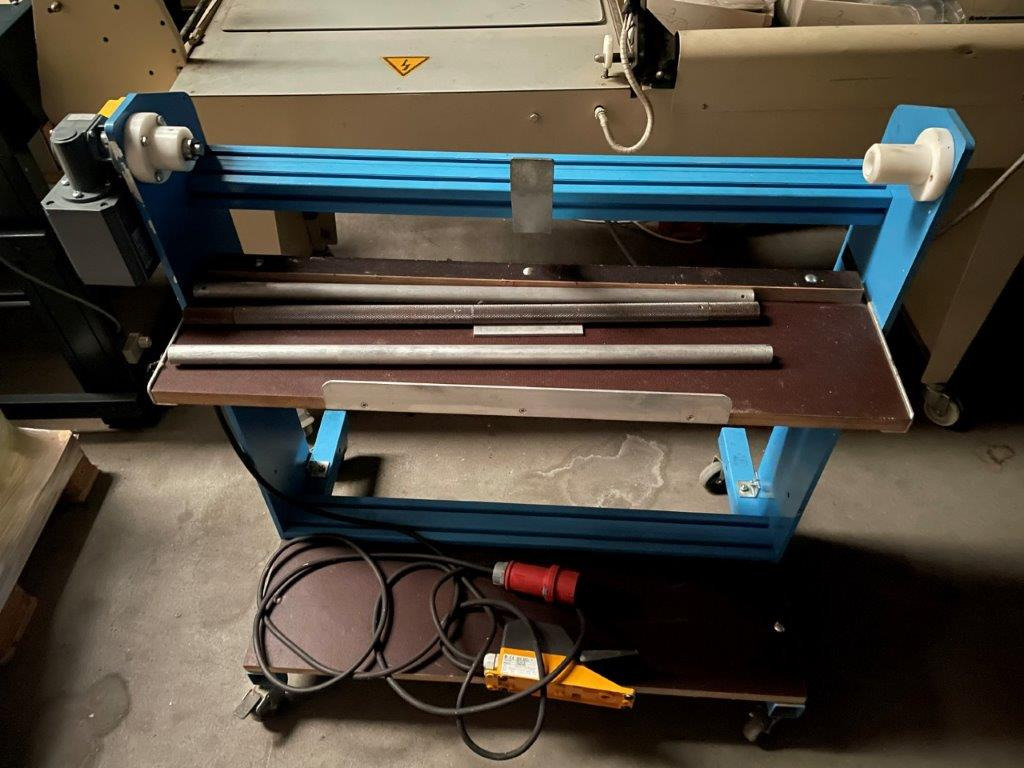 KBA wash cloth unwind motorized for half-size format - Machine d'impression: photos 1 KBA wash cloth unwind motorized for half-size format - Machine d'impression: photos 1