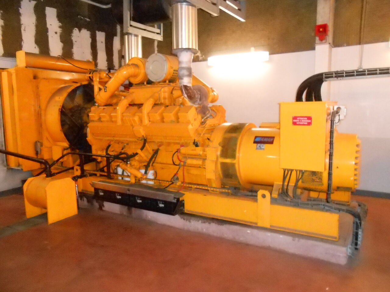 SDMO Cummins 1000 kVa KTA50-G1 - Groupe électrogène: photos 1 SDMO Cummins 1000 kVa KTA50-G1 - Groupe électrogène: photos 1
