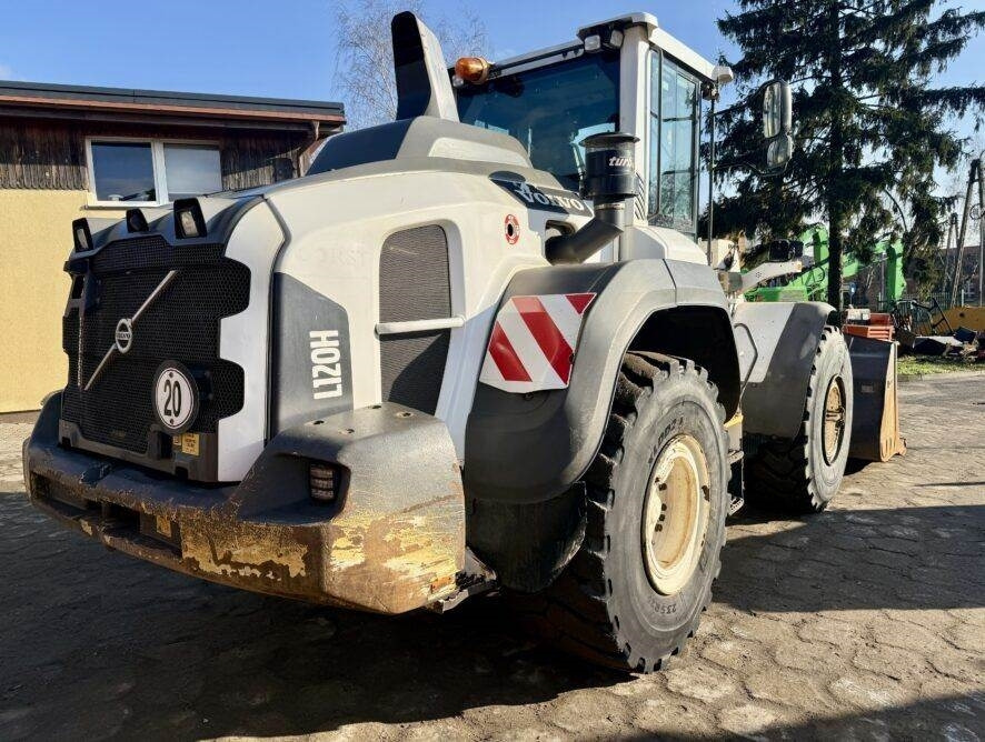Volvo L120H - Chargeuse sur pneus: photos 2 Volvo L120H - Chargeuse sur pneus: photos 2