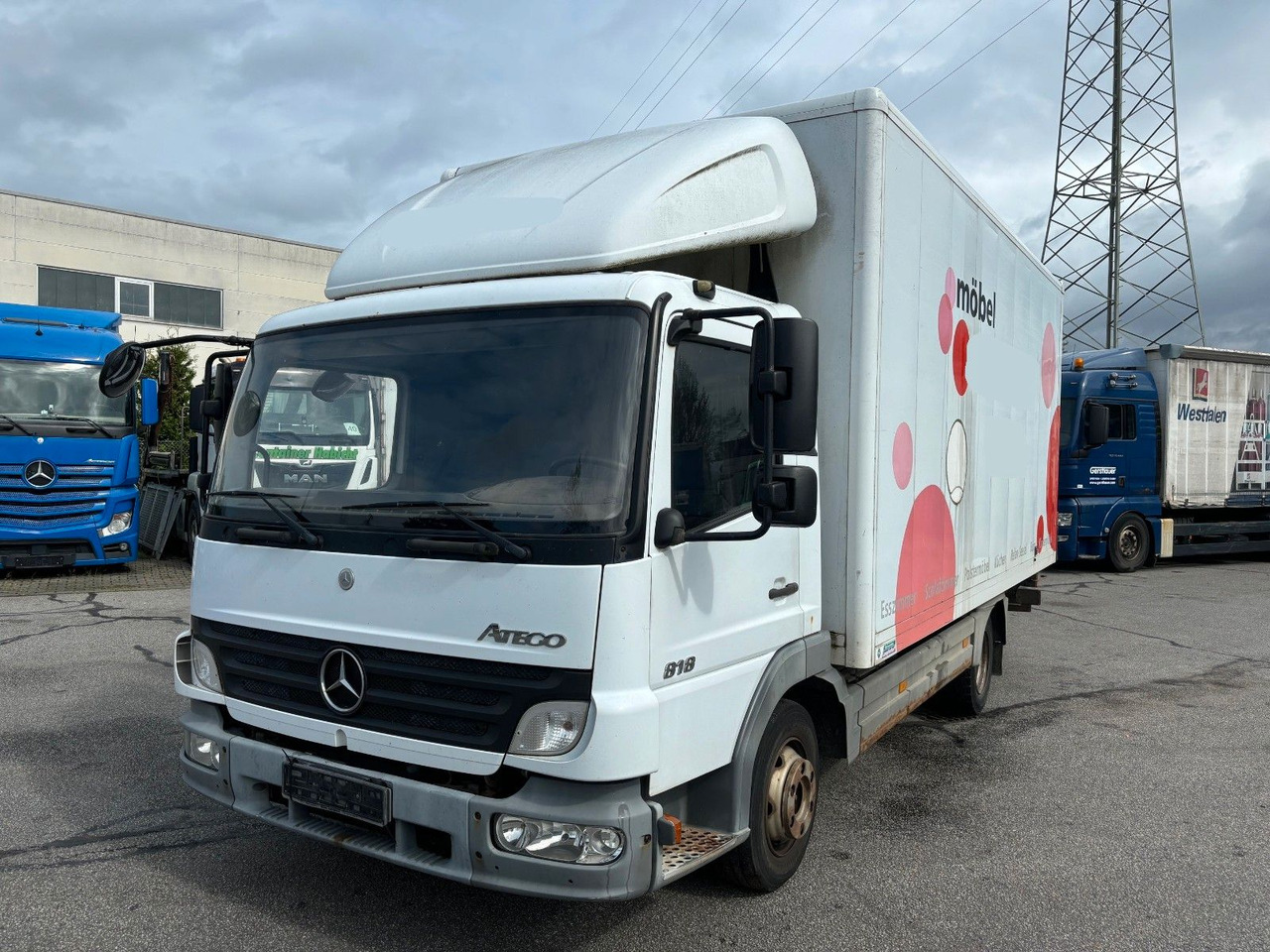 Mercedes-Benz Atego 818 Kurze Radstand Blattfederung - Fourgon grand volume: photos 1 Mercedes-Benz Atego 818 Kurze Radstand Blattfederung - Fourgon grand volume: photos 1