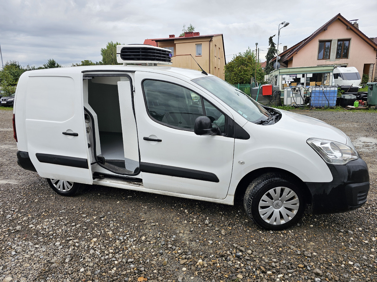 CITROËN Berlingo long chlodnia mroznia carrier Klima EURO6 - Utilitaire frigorifique: photos 1 CITROËN Berlingo long chlodnia mroznia carrier Klima EURO6 - Utilitaire frigorifique: photos 1