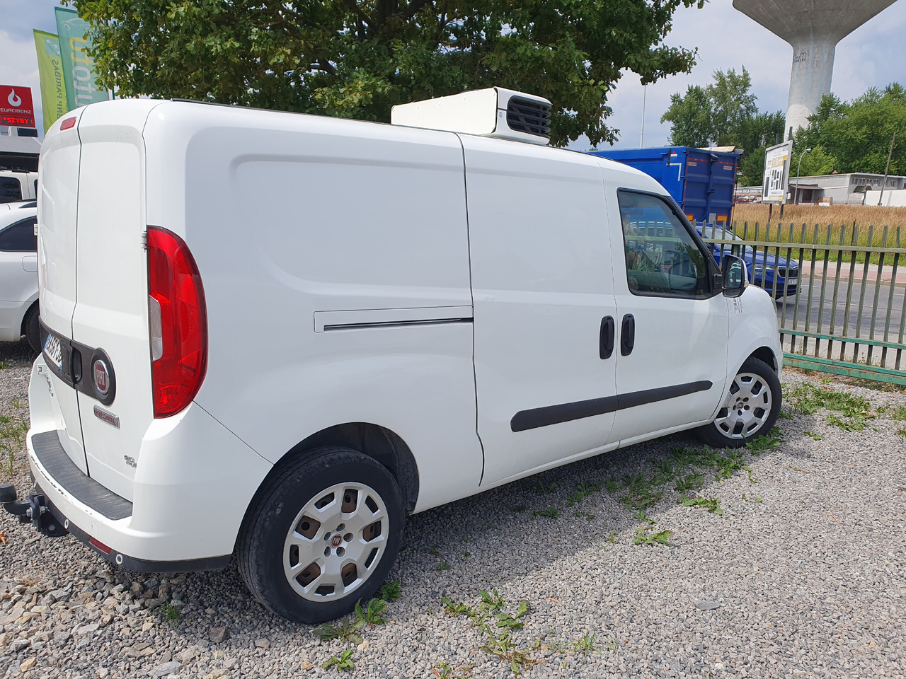 FIAT DOBLO LONG CHLODNIA carrier KLIMA EURO6 - Utilitaire frigorifique: photos 2 FIAT DOBLO LONG CHLODNIA carrier KLIMA EURO6 - Utilitaire frigorifique: photos 2