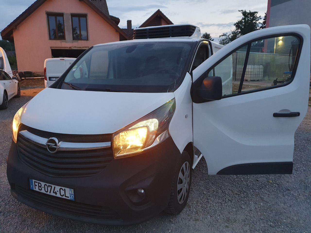 Utilitaire frigorifique Opel VIVARO CHLODNIA CARRIER+230V KLIMA NAVI EURO6: photos 14