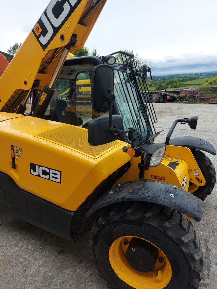 Engins de chantier JCB 525-60: photos 10