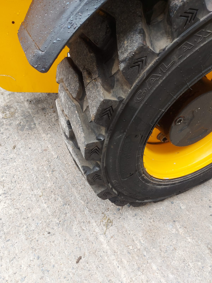 Engins de chantier JCB 525-60: photos 17