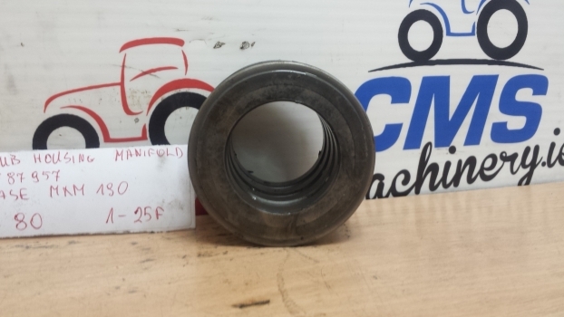 Case Mxm190 Lub Housing 5187957 - Boîte de vitesse pour Tracteur agricole: photos 2 Case Mxm190 Lub Housing 5187957 - Boîte de vitesse pour Tracteur agricole: photos 2