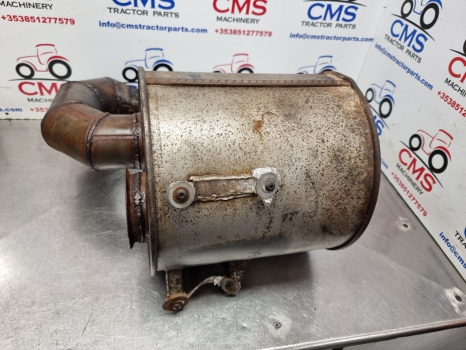 Claas Ares 656, 696, 616, 826, 600, 800 Series Exhaust Box Silencer 7700042338 - Système d'échappement: photos 3 Claas Ares 656, 696, 616, 826, 600, 800 Series Exhaust Box Silencer 7700042338 - Système d'échappement: photos 3