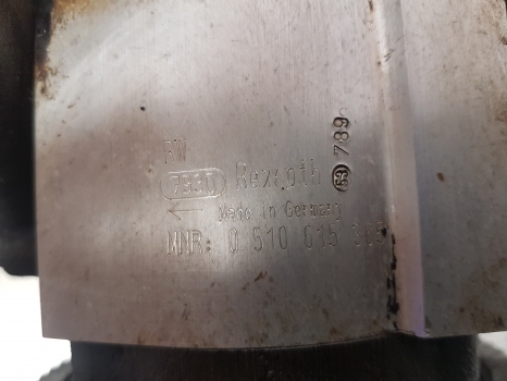 Claas Ares 836, 816, 826, Mf 5400, 6200series, Hydraulic Pump Rexroth 6005030659 - Pompe hydraulique pour Tracteur agricole: photos 4 Claas Ares 836, 816, 826, Mf 5400, 6200series, Hydraulic Pump Rexroth 6005030659 - Pompe hydraulique pour Tracteur agricole: photos 4
