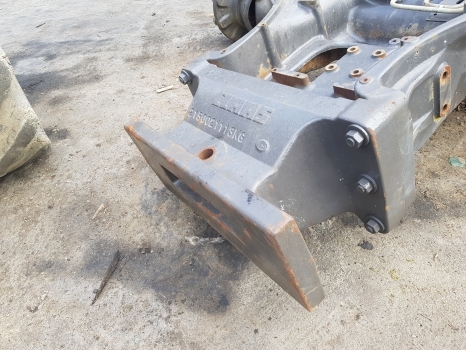 Claas Arion 530, 640 500, 600 Series Weight Carrier 0021500210, 2150021113 - Contrepoids: photos 2 Claas Arion 530, 640 500, 600 Series Weight Carrier 0021500210, 2150021113 - Contrepoids: photos 2