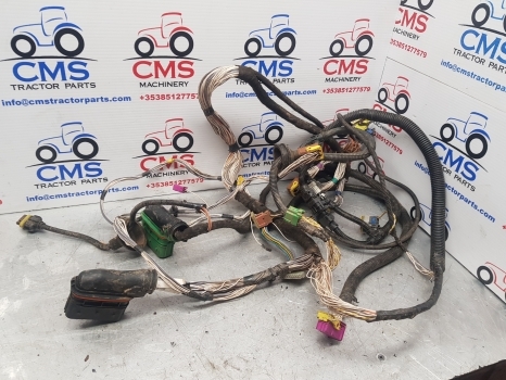 Claas Arion 640 Cab Wiring Loom 0021761573, 0022347451, 21761573, 22347451 - Câble/ Fil pour Tracteur agricole: photos 1 Claas Arion 640 Cab Wiring Loom 0021761573, 0022347451, 21761573, 22347451 - Câble/ Fil pour Tracteur agricole: photos 1