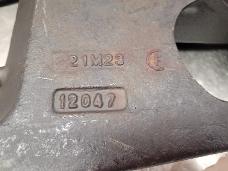 Claas Arion Carraro 20.29 Si Front Axle Bottom Wishbone Arm Lhs 12047, 68168, 68164 - Suspension: photos 3 Claas Arion Carraro 20.29 Si Front Axle Bottom Wishbone Arm Lhs 12047, 68168, 68164 - Suspension: photos 3