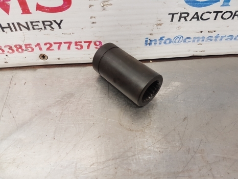 Claas Axos 340 Cx, Ceres, Ergos, Celtis Pto Drive Shaft Coupling 0011119641 - Demi arbre pour Tracteur agricole: photos 3 Claas Axos 340 Cx, Ceres, Ergos, Celtis Pto Drive Shaft Coupling 0011119641 - Demi arbre pour Tracteur agricole: photos 3