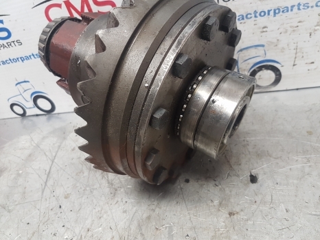 Claas Renault Ares 600, 800 Ser Front Axle Differential 6000103383, 6000103520 - Différentiel pour Tracteur agricole: photos 3 Claas Renault Ares 600, 800 Ser Front Axle Differential 6000103383, 6000103520 - Différentiel pour Tracteur agricole: photos 3
