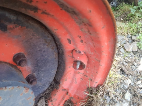 Claas Scorpion 1033, 635, 732, 736, 741 Wheel Rim 14x24, 0019204030 - Jante pour Machine agricole: photos 4 Claas Scorpion 1033, 635, 732, 736, 741 Wheel Rim 14x24, 0019204030 - Jante pour Machine agricole: photos 4