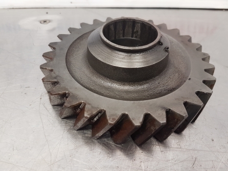 Deutz D7807c, 06, 07, Dx 3.90, D 6806 Transmission Gear Z 28 04313566 - Arbre à cardan pour Tracteur agricole: photos 2 Deutz D7807c, 06, 07, Dx 3.90, D 6806 Transmission Gear Z 28 04313566 - Arbre à cardan pour Tracteur agricole: photos 2