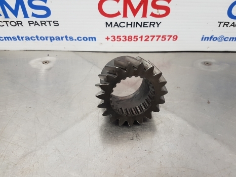 Deutz D7807c, 06, 07, Dx 3.90, Dx3.70, D6806 Transmission Gear Z 19 04306932 - Arbre à cardan pour Tracteur agricole: photos 4 Deutz D7807c, 06, 07, Dx 3.90, Dx3.70, D6806 Transmission Gear Z 19 04306932 - Arbre à cardan pour Tracteur agricole: photos 4